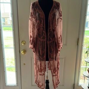Elegant Sheer Lace Kimono in Pink